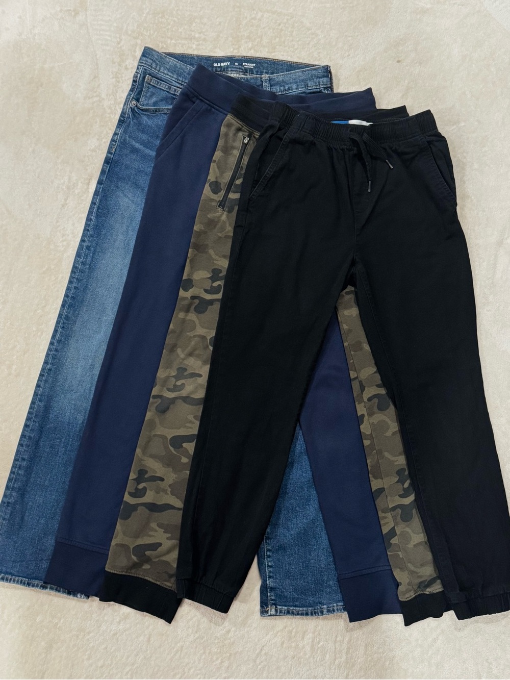 4-Pack Boys’ EUC Jeans and Joggers, Size 16, Great for School
